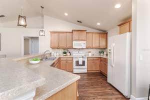1656 DOVES VIEW CIRCLE, AUBURNDALE, FL 33823 Sold 05/30/25
