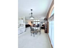814 FOREST LAKE DRIVE, LAKELAND, FL 33809 - MLS#MFRL4952328