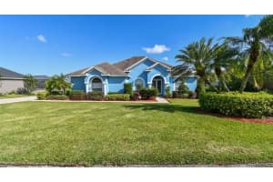 664 HART LAKE DRIVE, WINTER HAVEN, FL 33884 Sold 05/30/25