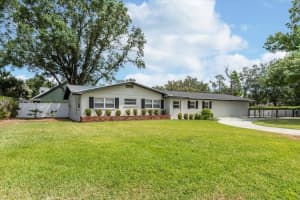 1536 DEL CREST PLACE, LAKELAND, FL 33803 Sold 07/16/25