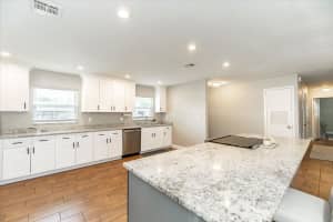 1536 DEL CREST PLACE, LAKELAND, FL 33803 Sold 07/16/25