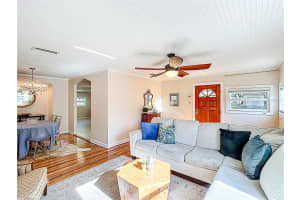 737 KENSINGTON STREET, LAKELAND, FL 33803 Sold 07/11/25