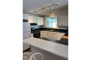 535 VILLAGE BOULEVARD, FROSTPROOF, FL 33843 Sold 08/26/25