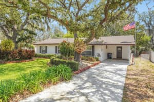 209 HYDRANGEA AVENUE, POLK CITY, FL 33868 Sold 05/30/25
