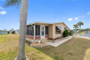 211 SWEET CIRCLE, WINTER HAVEN, FL 33884 - MLS#MFRL4952480