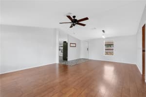 2415 FDC GROVE ROAD, DAVENPORT, FL 33837 Sold 08/12/25