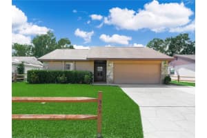 901 SPICEWOOD DRIVE, LAKELAND, FL 33801 Sold 07/24/25