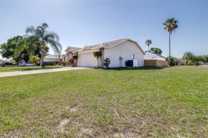 633 HEATHER GLEN LOOP, WINTER HAVEN, FL 33884 Sold 07/17/25