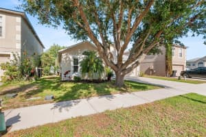 1216 MYOPIA HUNT CLUB DRIVE, AUBURNDALE, FL 33823 Sold 07/30/25