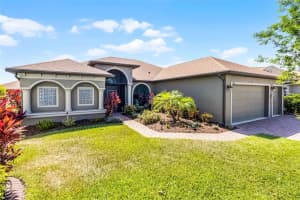 1394 Oakmont Dr, WINTER HAVEN