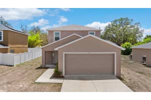 11 W Bay St, DAVENPORT