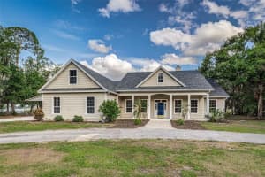 2070 LAKE HAMILTON DRIVE, WINTER HAVEN, FL 33881 Sold 06/09/25