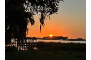 2070 LAKE HAMILTON DRIVE, WINTER HAVEN, FL 33881 Sold 06/09/25
