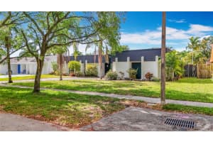 10430 51ST STREET, COOPER CITY, FL 33328 Sold 07/23/25