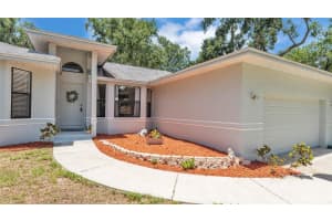 6735 FORESTWOOD DRIVE, LAKELAND, FL 33811 Sold 07/02/25
