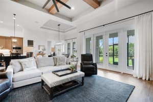 2551 DELPHI WOODS CIR, LAKELAND, FL 33812 - MLS#MFRL4952688