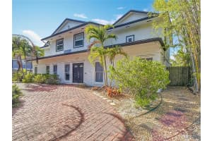 10227 53RD COURT, COOPER CITY, FL 33328 Sold 06/27/25