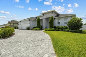 6777 BENTRIDGE DRIVE, LAKELAND, FL 33813 Sold 07/18/25