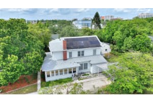 716 S FRANKLIN PL, LAKELAND, FL 33815 Sold 10/07/25