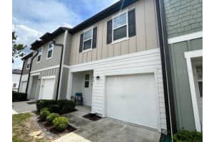879 Grandin St, DAVENPORT