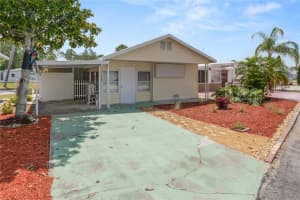 7102 Fairview Village Cir, WINTER HAVEN
