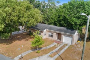 236 Hillside Dr, LAKELAND