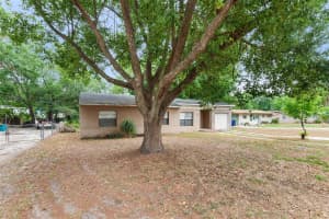 236 HILLSIDE DRIVE, LAKELAND, FL 33803 - MLS#MFRL4952839