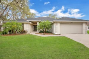 1837 Farrington Dr, LAKELAND