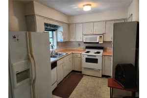 220 PINEHURST DRIVE, AUBURNDALE, FL 33823 - MLS#MFRL4952891