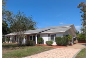 16 Golfview Cir Ne, WINTER HAVEN