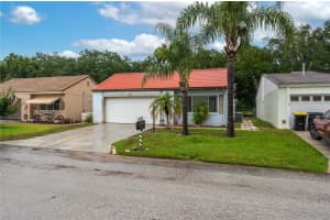 409 SAN JOSE DRIVE, WINTER HAVEN, FL 33884 Sold 07/28/25