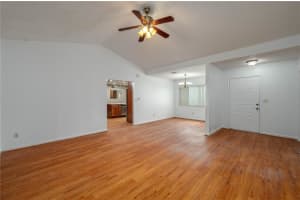 409 SAN JOSE DRIVE, WINTER HAVEN, FL 33884 Sold 07/28/25