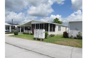 208 YORK COTTAGE DRIVE, HAINES CITY, FL 33844 - MLS#MFRL4952941