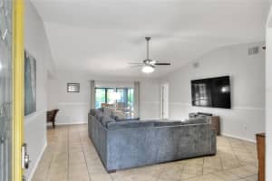 404 WILLOW RUN, LAKELAND, FL 33813 Sold 06/12/25