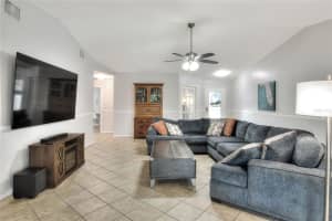 404 WILLOW RUN, LAKELAND, FL 33813 Sold 06/12/25