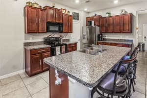 10642 LAKE MONTAUK DRIVE, RIVERVIEW, FL 33578 - MLS#MFRL4952983