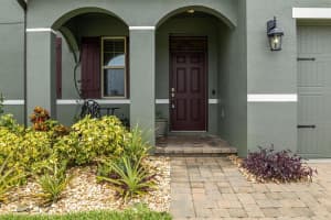 2317 BELLA LUNA CIRCLE, LAKELAND, FL 33810 Sold 08/19/25