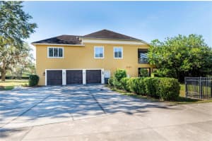 3020 CREWS LAKE DRIVE, LAKELAND, FL 33813 Sold 11/07/25