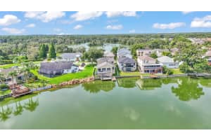 601 PENINSULAR DRIVE, LAKELAND, FL 33813 - MLS#MFRL4953187