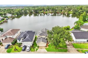 601 PENINSULAR DRIVE, LAKELAND, FL 33813 - MLS#MFRL4953187