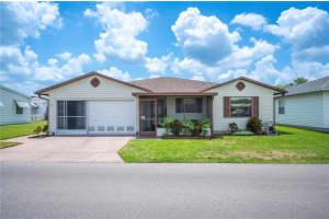 1608 Colonnades Cir N, LAKELAND