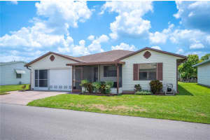 1608 COLONNADES CIRCLE, LAKELAND, FL 33811 - MLS#MFRL4953260