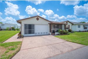 1608 COLONNADES CIRCLE, LAKELAND, FL 33811 - MLS#MFRL4953260