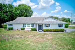 100 Honeysuckle Ln, LAKE PLACID