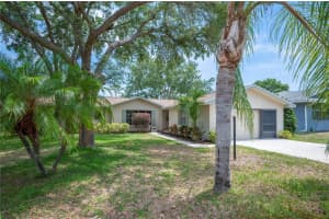 5 PINE RUN, HAINES CITY, FL 33844 Sold 08/05/25