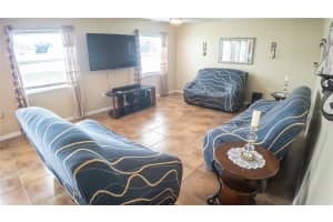 2170 FOREST LAKE AVENUE, DUNDEE, FL 33838 - MLS#MFRL4953478