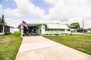 1610 Reynolds Rd #204, LAKELAND