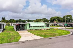 1610 REYNOLDS ROAD, LAKELAND, FL 33801 - MLS#MFRL4953484