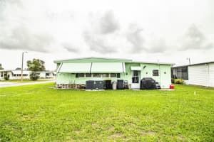 1610 REYNOLDS ROAD, LAKELAND, FL 33801 - MLS#MFRL4953484