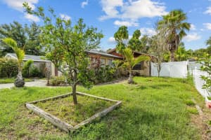 1927 MAIN STREET, LAKELAND, FL 33801 Sold 07/11/25